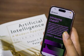 Come usare pochi strumenti di Intelligenza Artificiale ma nel modo giusto